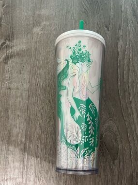 Starbucks Iridescent Mermaid Tumbler cup Green Siren Design